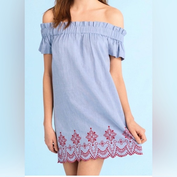 Vineyard Vines Off Shoulder Oxford Dress - Picture 2 of 9